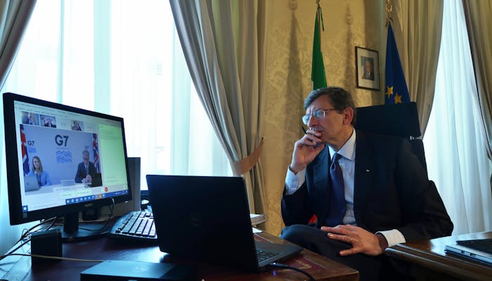 Il ministro Colao al G7 in videoconferenza