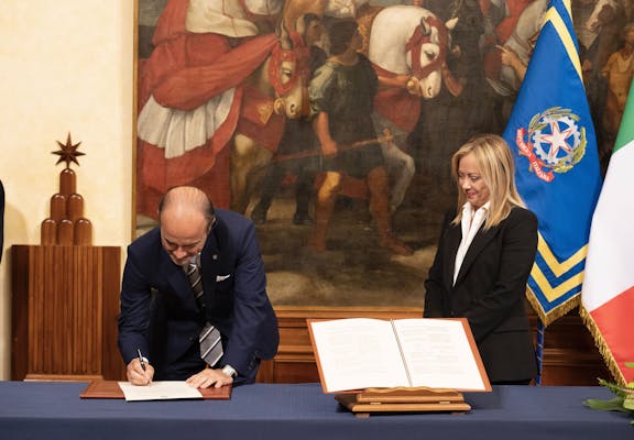 Il sottosegretario Alessio Butti con il Presidente del Consiglio Giorgia Meloni il giorno del giuramento