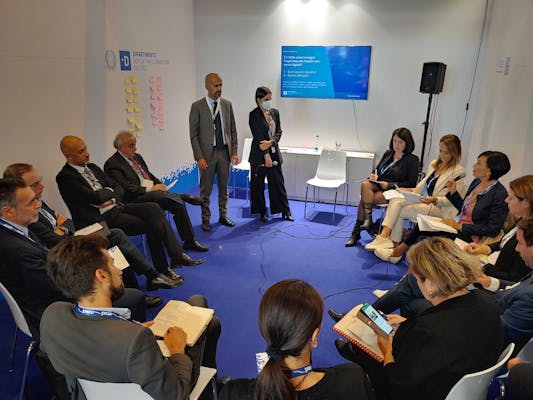 uno foto di uno dei tavoli di confronto con le amministrazioni comunali