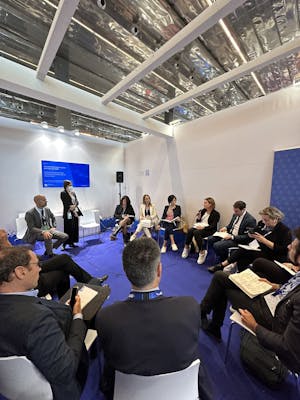 uno foto di uno dei tavoli di confronto con le amministrazioni comunali