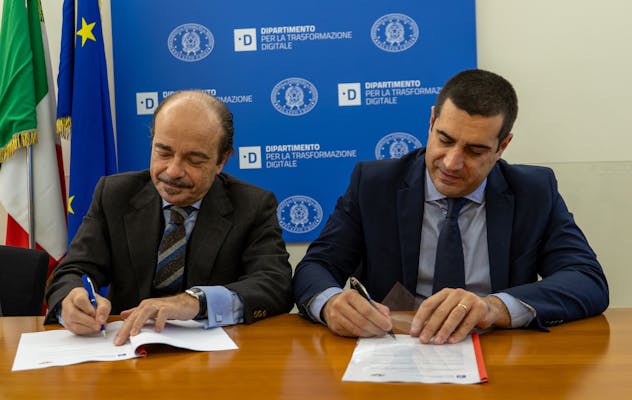 Il Sottosegretario Butti e il Presidente de Pascale siglano il Memorandum d’intesa tra il Dipartimento per la trasformazione digitale e l’Unione delle Province d’Italia