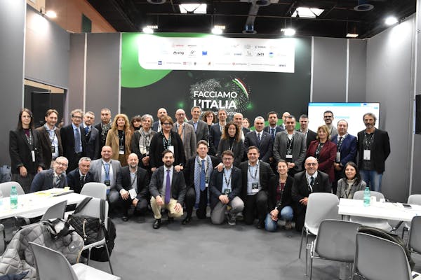 foto di gruppi dei partecipanti della comunità di pratica del dipartimento